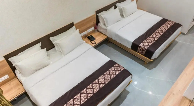 Номер Economy Meridian Hotel & Banquet
