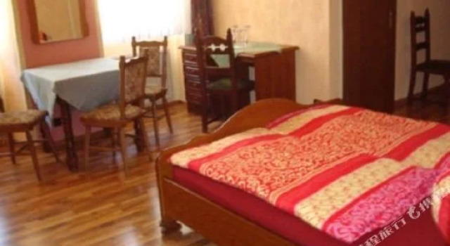 Hotel zum Hirsch, Book Hotel Hotels in Garz with Parking, Parking