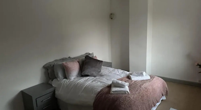 Captivating 1-bed House in Ammanford, Забронировать Отель Gwaun-Cae-Gurwen Южный Уэльс