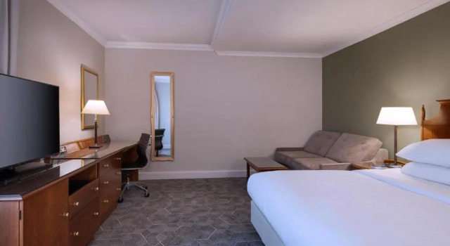 Семейный номер Deluxe Delta Hotels by Marriott Liverpool City Centre