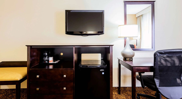 Четырёхместный номер Standard Quality Inn Dillon
