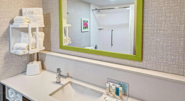 Четырёхместный номер Standard Hampton Inn New Albany Louisville West