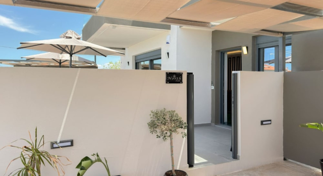 Four Horizons Luxury Villas
