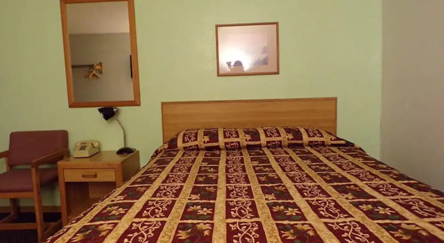 Номер Standard Morton Inn