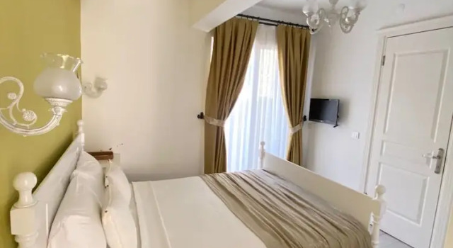 Номер Standard с балконом Selin Hotel
