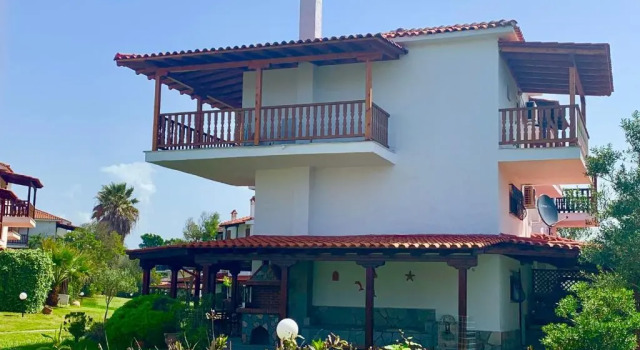 Коттедж Villa Fourka 2 on the beach