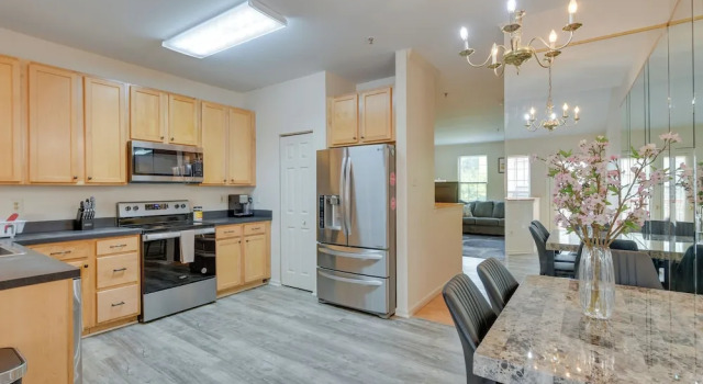 Апартаменты с 3 комнатами Owings Mills Townhouse: 8 Mi to Liberty Reservoir!