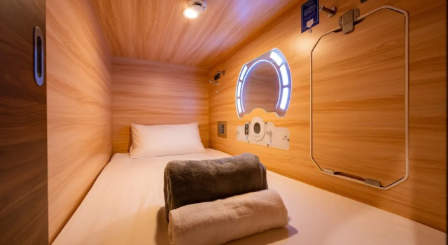 Капсула Jpod Capsule Hotel