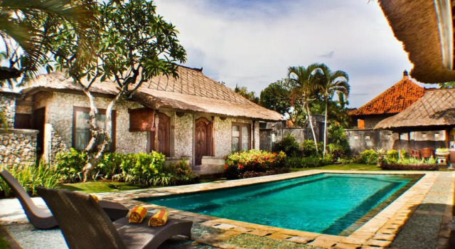 Villa Sembilan, Rezervovat Vila Vily v Bali, Vila