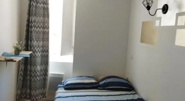 Moz House, Buchen Sie Hotel Aurignac Haute-Garonne