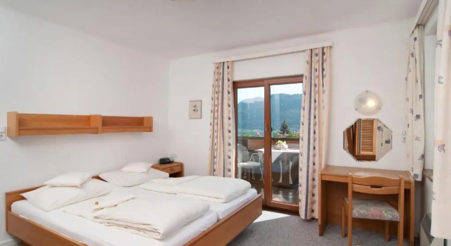 Schützenhof, Rezerwuj Hotel Treffen am Ossiacher See 