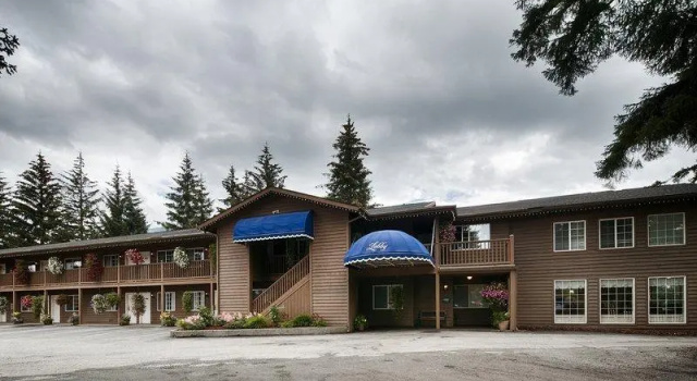 Четырёхместный номер Standard Best Western Country Lane Inn