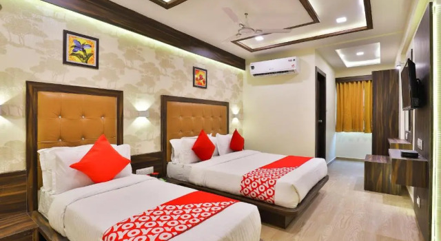Номер Deluxe OYO 19501 Hotel Silver Palace