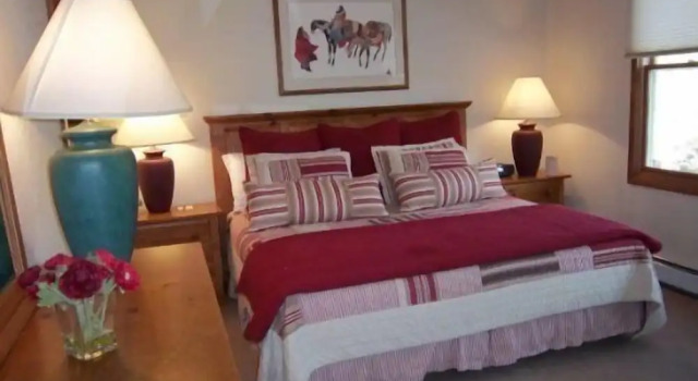 Snowmass Village 2 Bedroom Ski-In, Ski-Out Condo on Fanny Hill