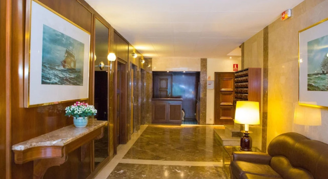 Apartment With Large And Private Terrace, Забронировать Апартаменты/квартира Апартаменты Барселоны, рядом с Каррер-Гран-де-Гарсиа, Апартаменты/квартира
