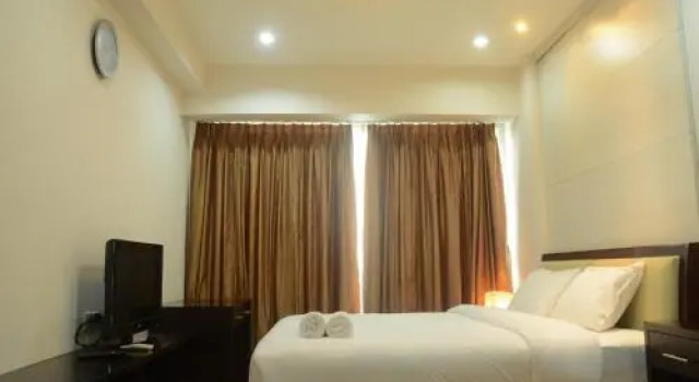 Mall Access Exclusive 2 BR @ Gandaria Heights Apartment By Travelio, Book Apartment Jakarta Jakarta Province