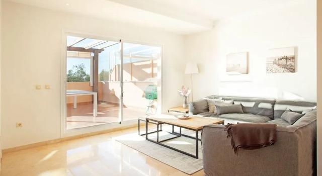 Jardines de Santa maria penthouse, Забронировать Апартаменты/квартира Отели Марбелья с парковкой, рядом с Теннисный и спортивный клуб Don Carlos, Парковка