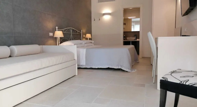 Четырёхместный номер Deluxe Hotel Giardino Suites&Spa
