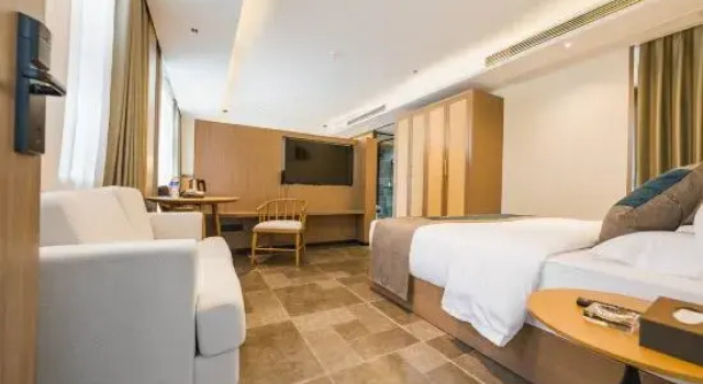 Семейный люкс Executive с 2 комнатами Songfengju Courtyard Hotel (Xingyi Wanfenglin Airport & High-speed Railway Station Branch)