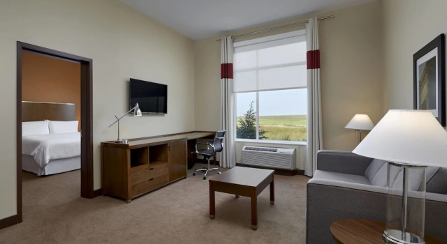 Люкс Four Points by Sheraton Grande Prairie