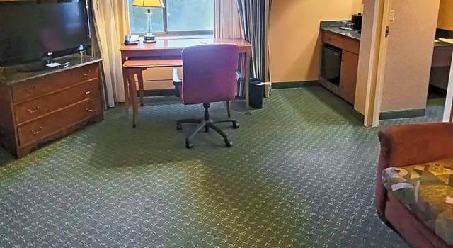 Standard Zimmer Radisson Hotel Cedar Rapids