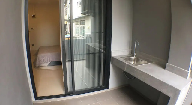 Одноместный номер Deluxe с балконом 28 Place