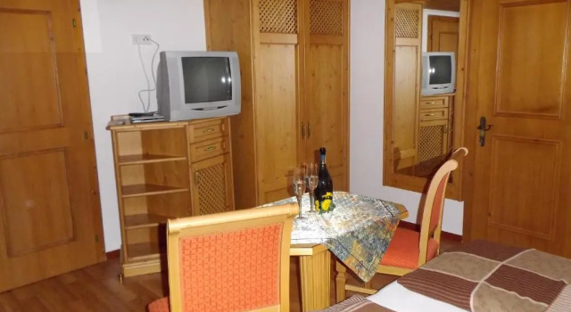 Ferienhaus Hochwimmer, Rezerwuj Hotel Hotele w Salzburg z parkingiem, Parking