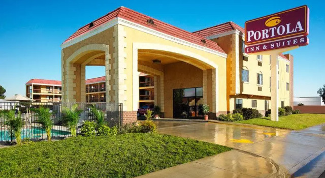 Люкс рядом с пляжем SureStay Hotel by Best Western Buena Park Anaheim