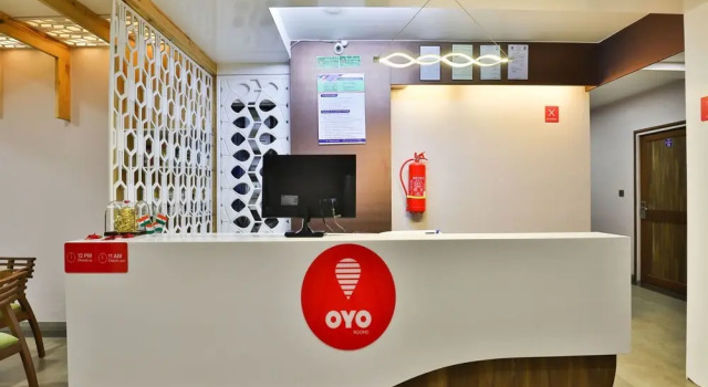 Hotel Adendip Inn, Boek Hotel Hotels in Anand met ontbijt, Ontbijt