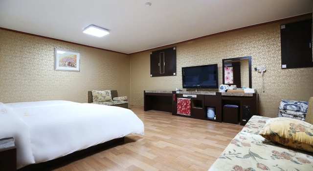 Asan Western, Prenota Hotel Asan Chungcheongnam-Do