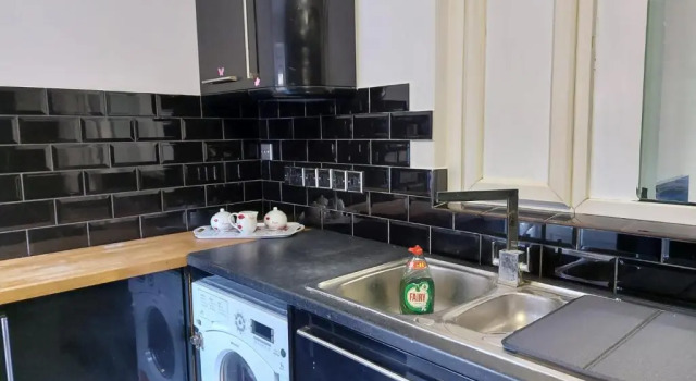 Студия Standard Lux House near tram station and IKEA