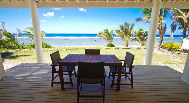 Deluxe Studio Seaside Beachfront Villas Rarotonga