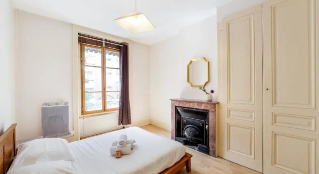 Cozy stopover near Part Dieu station, Rezerwuj Hotel Hotele w Rhône z parkingiem, Parking