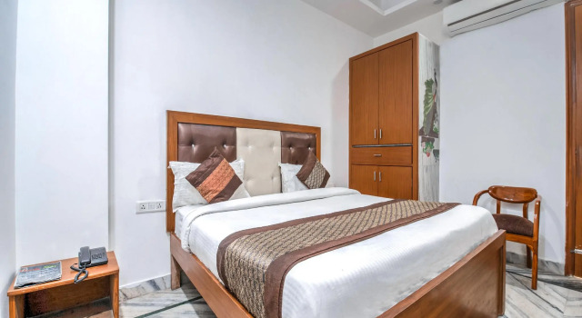 Capital O 6340 Hotel Noida, Забронировать Отель Нойда штат Уттар-Прадеш