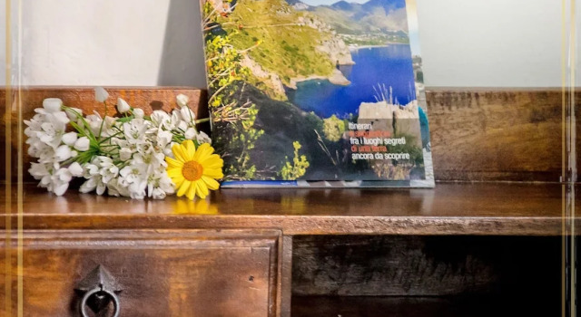 1 soveværelse i klassisk  dobbelt værelse med havudsigt B&B La Giara