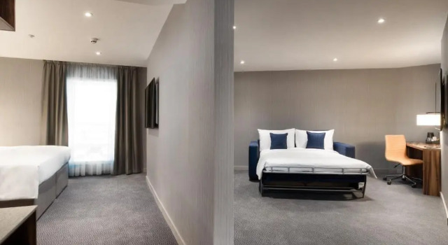 Двухместный полулюкс Hilton Garden Inn London Heathrow Terminal 2 and 3
