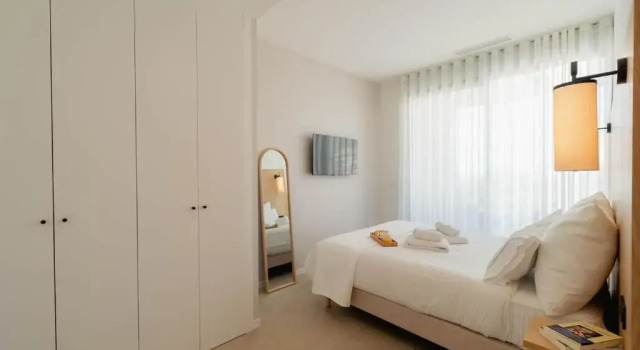 Кровать в общем номере с видом на море Pure Sea Apartments Villajoyosa