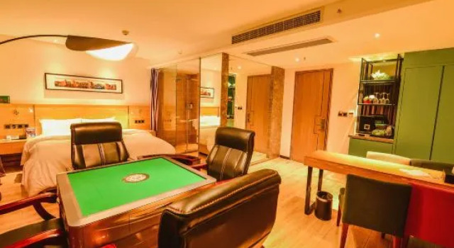 Люкс Deluxe Taizhou Yingkang Hotel