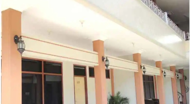 Langensari Hotel, Rezervovat Hotel Hotely v North Cirebon se snídaní, poblíž Kanoman Palace, Snídaně