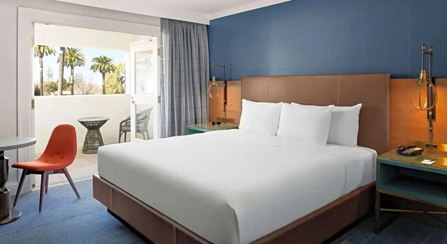 Двухместный люкс Mansion с балконом Hayes Mansion San Jose, Curio Collection by Hilton