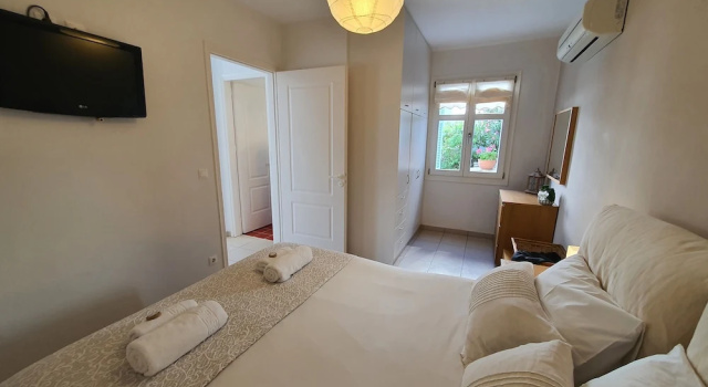 Апартаменты Premium Karaoulanis Apartments