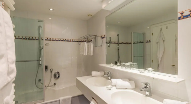 Люкс Hotel Antonius