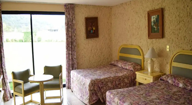 Вилла Grand Hotel Villa Monarca Inn