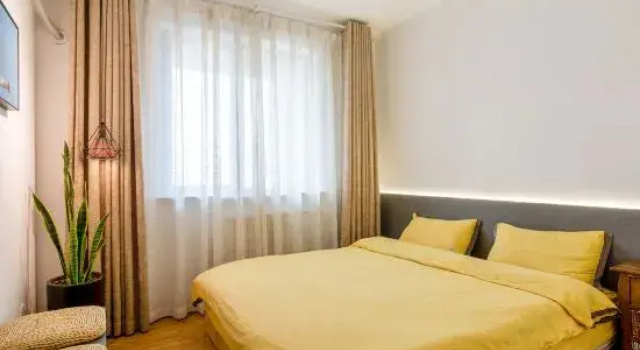 Семейный люкс с 2 комнатами с красивым видом из окна Meitu Projection Homestay (Zhengzhou International Exhibition Center Minhang Road Subway Station)