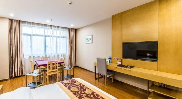GreenTree Inn  Wuxi Binhu District Datong Road Zhouxin  Hotel, Varaa Hotelli Hotellit Wuxi pysäköinnillä, Pysäköinti