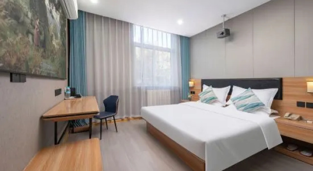 Jingyi Hotel (Shandong University of Technology)
