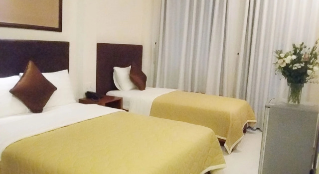 Giang Son Hotel 3, Забронировать Отель Отели Хошимина с завтраком, рядом с Торговый центр Tax, Завтраки