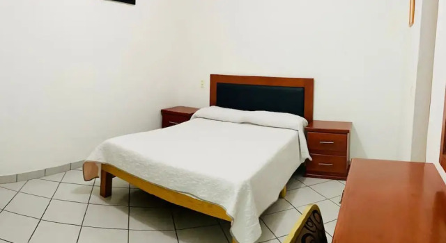 Hotel en Guadalajara Posada Mi Rey, Забронировать Гостевой дом Отели Гвадалахары с завтраком, рядом с Central Bus Station, Завтраки