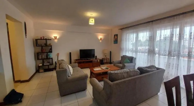 Kenzo's Place on a Budget, Prenota Hotel Nairobi CBD Nairobi