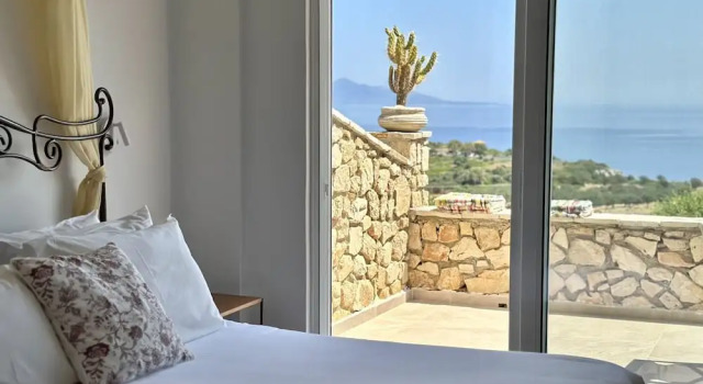 Апартаменты Standard Цокольный этаж c 1 комнатой с балконом и с видом на море Lithies Hotel